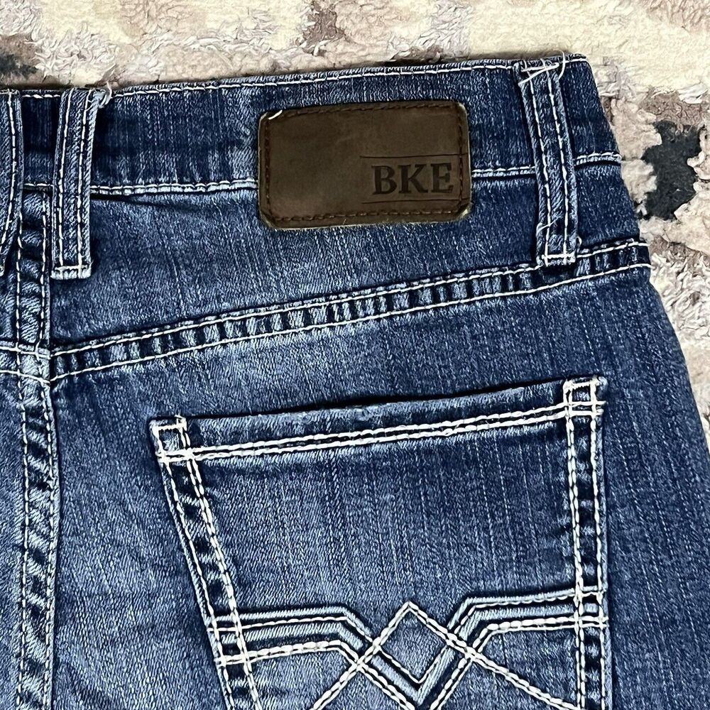 BKE Jake Straight Leg Jeans Mens 32Lx33 Blue Whiskered Stretch Denim Buckle - Picture 9 of 12